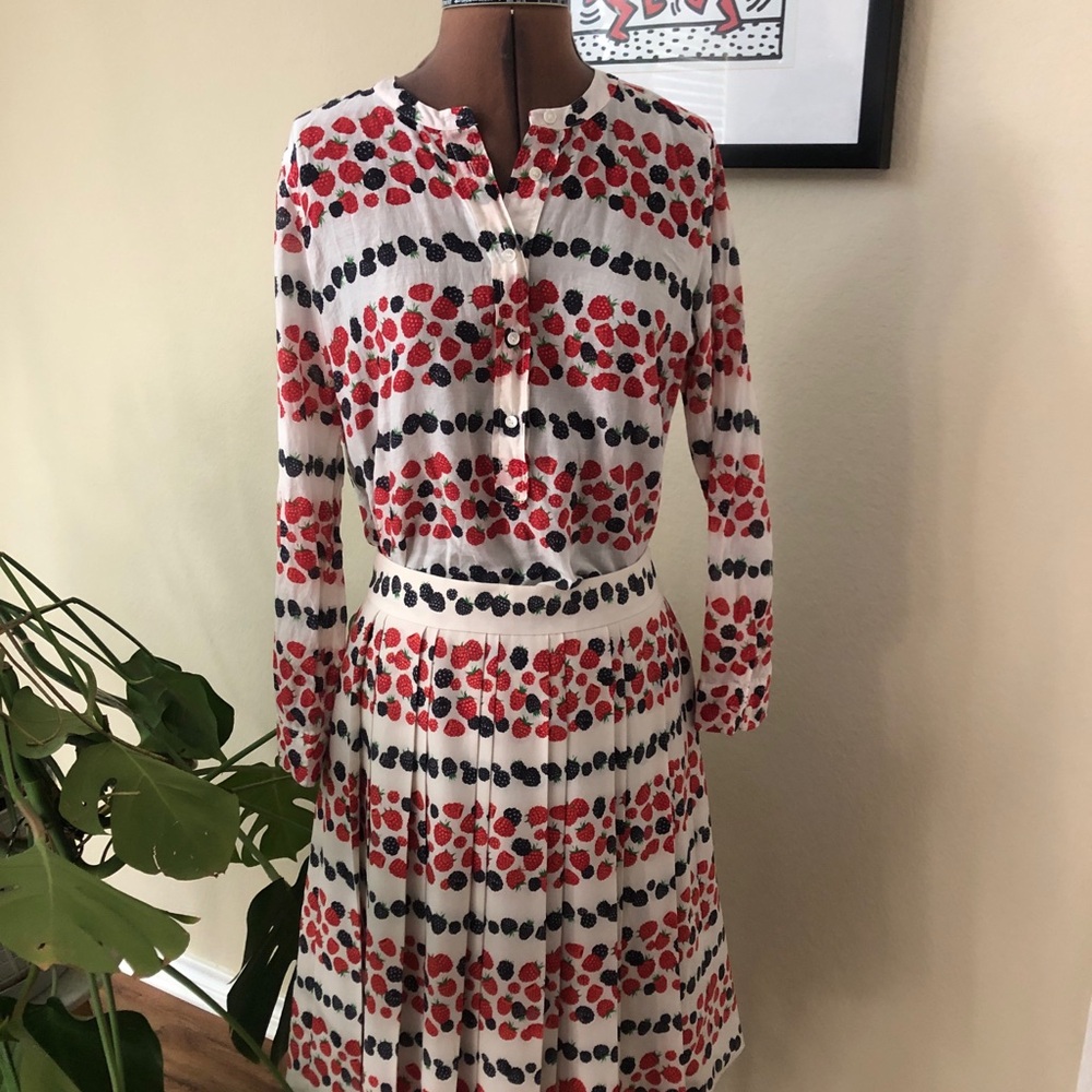 J. Crew Berry Print Silk and Cotton Shirt size 2